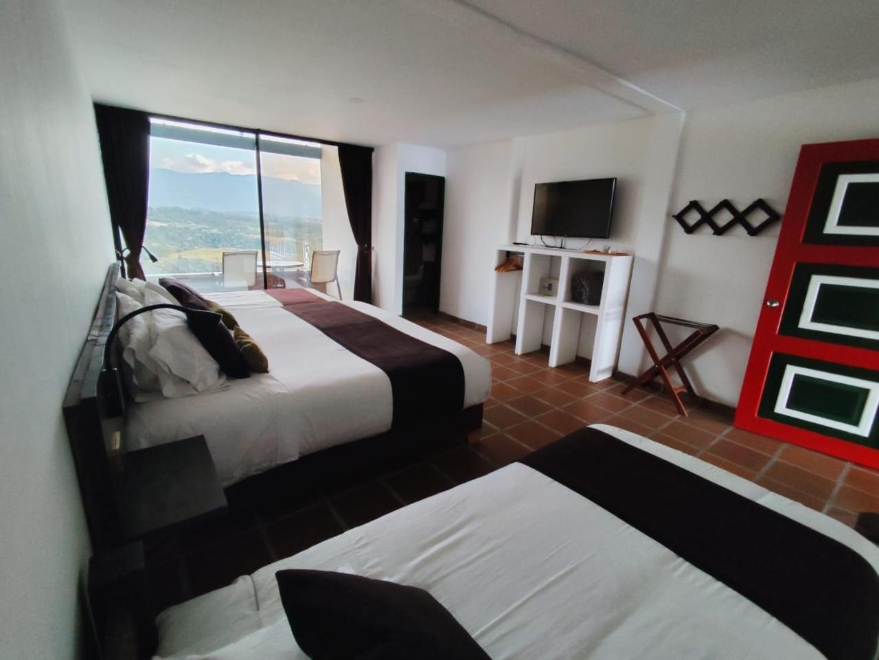 Sierra Morena Hotel 菲兰迪亚 外观 照片